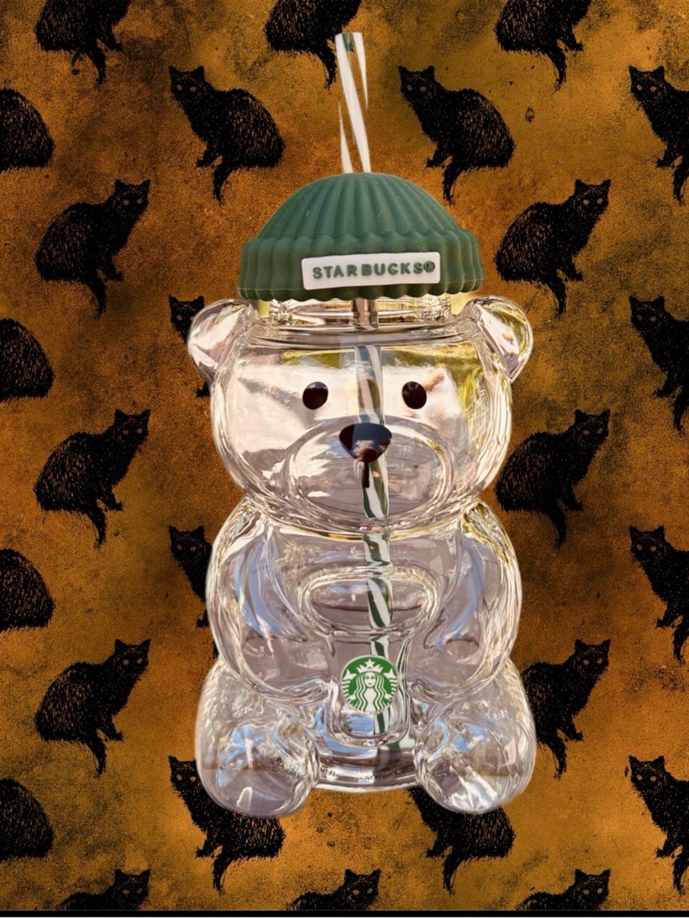 🧸New! 20oz Glass Bear-ista Cup With Green Beanie🐻